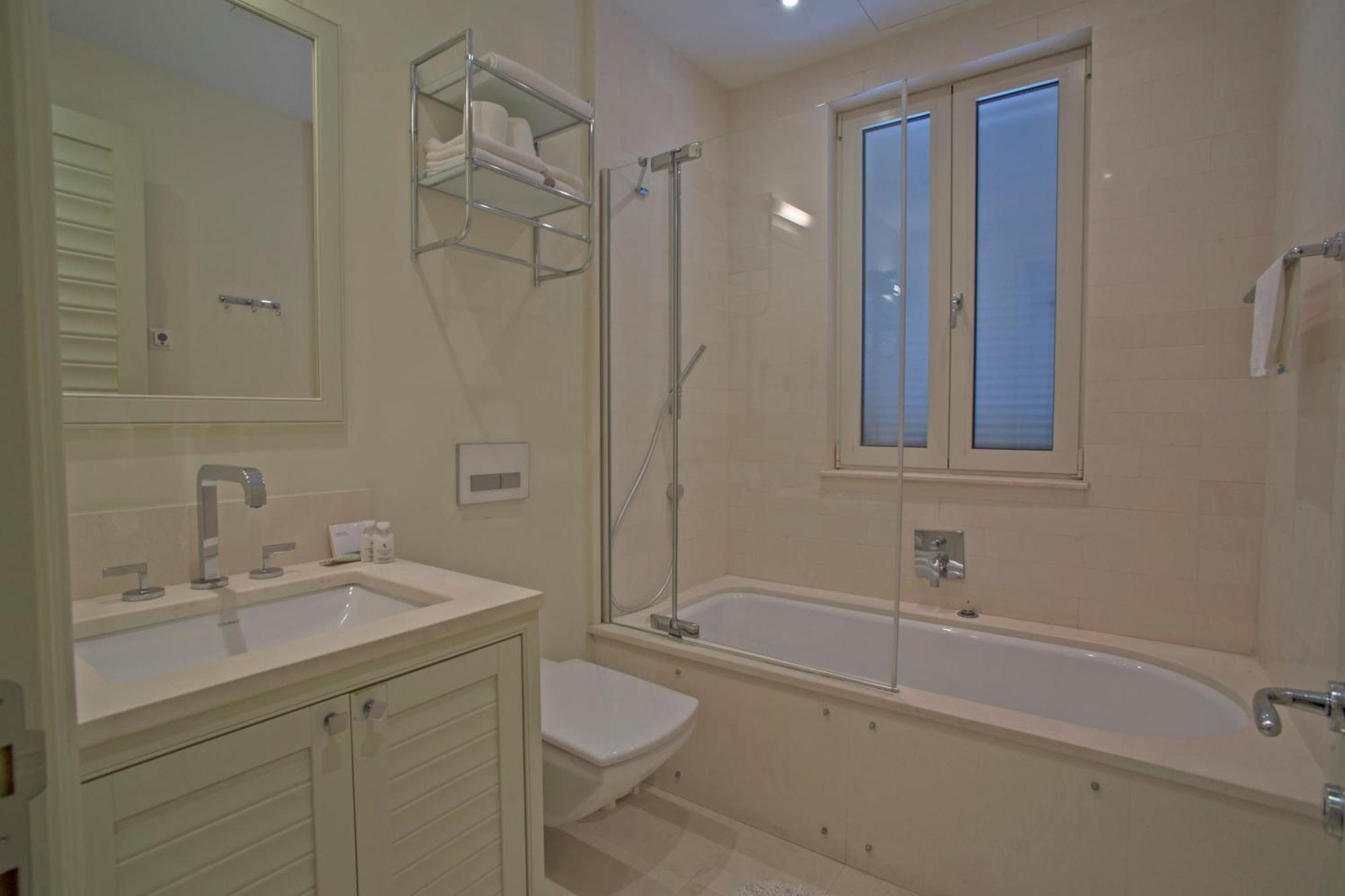 Porto Montenegro Zeta 102 - Cozy Studio ติวัต ภายนอก รูปภาพ